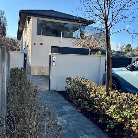 Apartamento Pipacs 17 By Hellobalatonlelle *