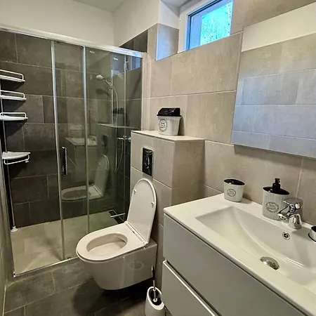 Apartamento Pipacs 17 By Hellobalatonlelle *